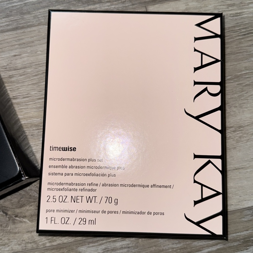 Mary Kay Timewise Microdermabrasion Plus Set New! - Picture 3 of 4